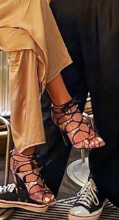 Florence Faivre feet photo 12