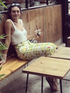 Florence Faivre feet photo 18