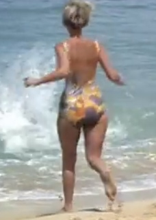 Florence Henderson feet photo 17