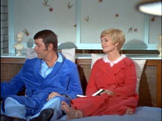 Florence Henderson feet photo 18