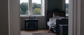 Florence Pugh feet photo thumbnail