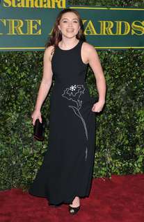 Florence Pugh feet photo thumbnail
