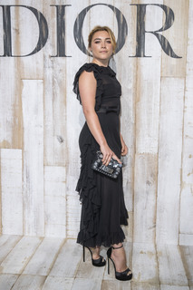 Florence Pugh feet photo thumbnail