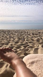 Florence Pugh feet photo thumbnail
