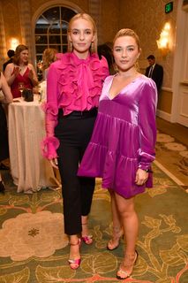 Florence Pugh feet photo thumbnail