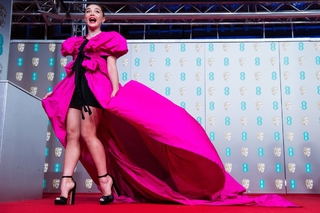 Florence Pugh feet photo thumbnail