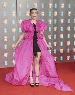 Florence Pugh feet photo thumbnail