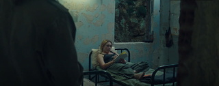 Florence Pugh feet photo thumbnail