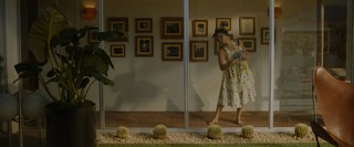 Florence Pugh feet photo thumbnail