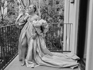 Florence Pugh feet photo thumbnail