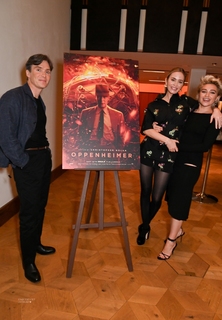 Florence Pugh feet photo thumbnail