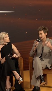 Florence Pugh feet photo thumbnail
