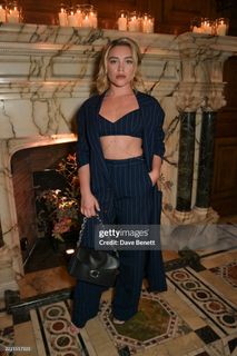 Florence Pugh feet photo thumbnail