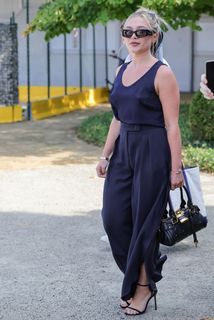 Florence Pugh feet photo 2