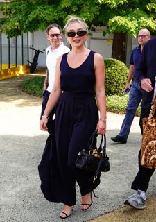 Florence Pugh feet photo 17