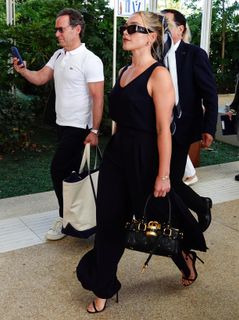 Florence Pugh feet photo 15