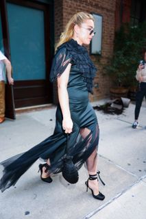 Florence Pugh feet photo 18