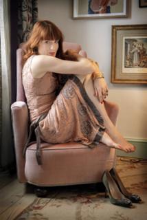 Florence Welch feet photo thumbnail