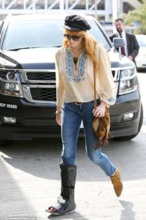 Florence Welch feet photo thumbnail