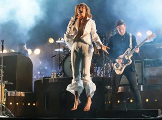 Florence Welch feet photo thumbnail