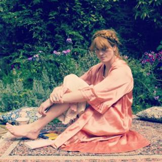 Florence Welch feet photo thumbnail