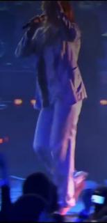 Florence Welch feet photo thumbnail