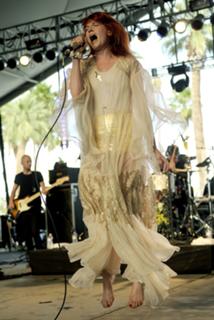 Florence Welch feet photo thumbnail