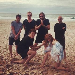 Florence Welch feet photo thumbnail