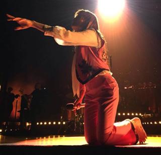 Florence Welch feet photo thumbnail