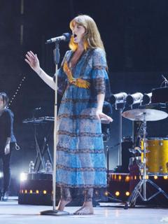 Florence Welch feet photo thumbnail