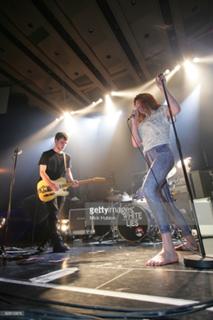 Florence Welch feet photo thumbnail