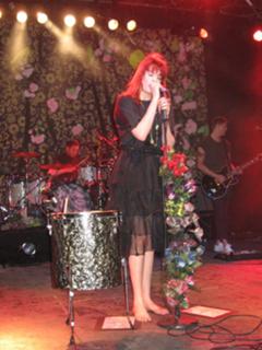 Florence Welch feet photo thumbnail