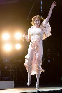 Florence Welch feet photo thumbnail