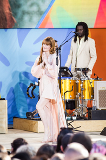 Florence Welch feet photo thumbnail