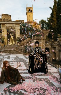 Florence Welch feet photo thumbnail