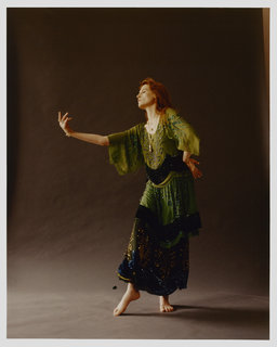 Florence Welch feet photo thumbnail