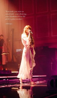 Florence Welch feet photo thumbnail