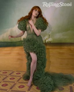 Florence Welch feet photo thumbnail