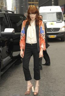 Florence Welch feet photo thumbnail