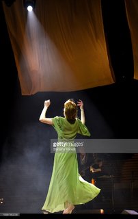 Florence Welch feet photo thumbnail