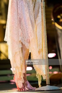 Florence Welch feet photo thumbnail