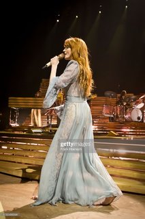 Florence Welch feet photo thumbnail