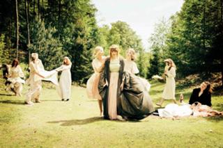 Florence Welch feet photo thumbnail