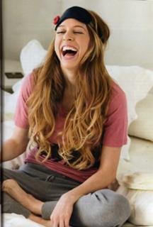 Florencia Bertotti feet photo 6