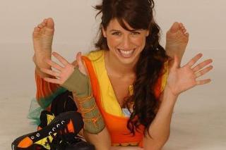 Florencia Bertotti feet photo 13