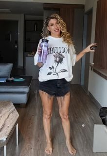 Florencia Bertotti feet photo 7