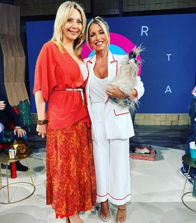 Florencia Peña feet photo thumbnail