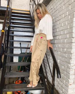 Florencia Peña feet photo thumbnail