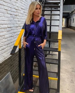 Florencia Peña feet photo thumbnail