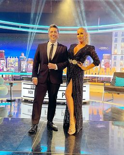 Florencia Peña feet photo thumbnail